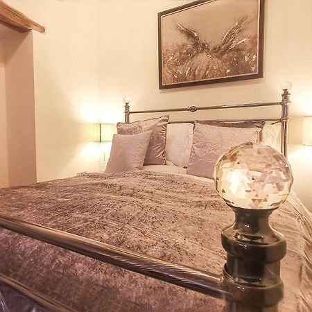 Hare Cottage At Hill Top Greenhow Hill Bagian luar foto