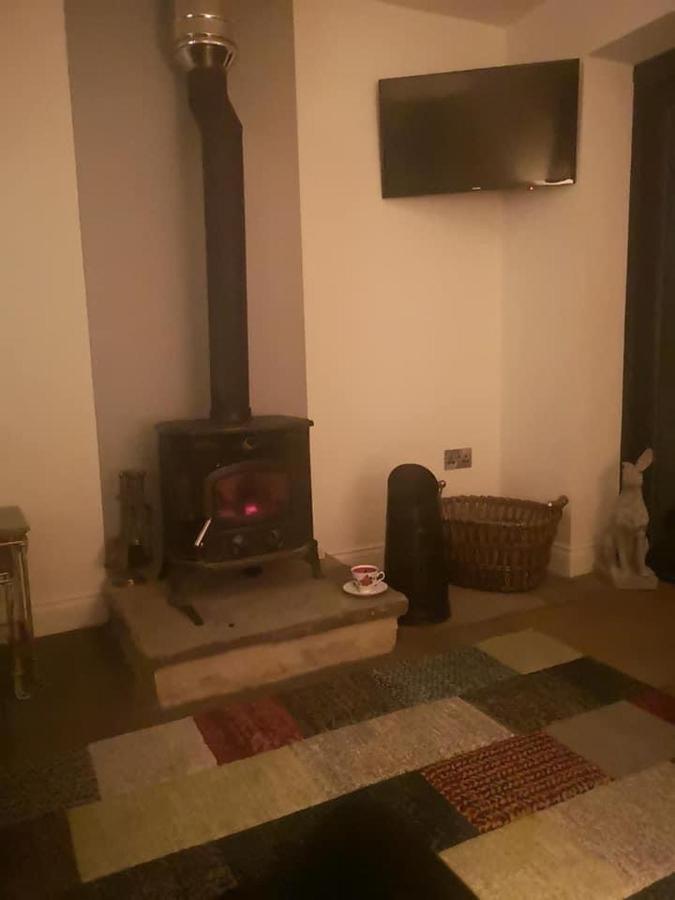 Hare Cottage At Hill Top Greenhow Hill Bagian luar foto